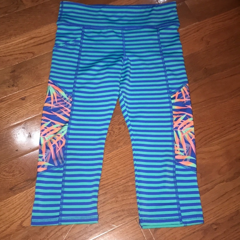 Avia kid’s XL Capri leggings
